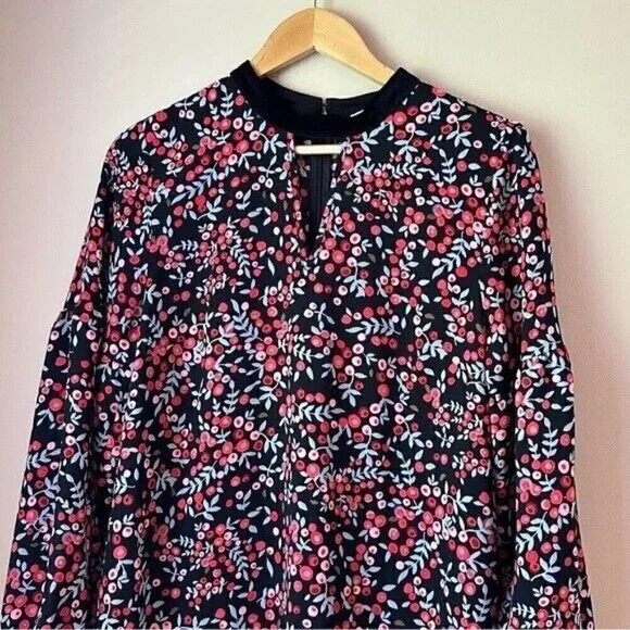 Loft Floral Berry Women’s Dress Size M Velvet Trim Keyhole Cut Out Long Sleeve - Picture 4 of 9